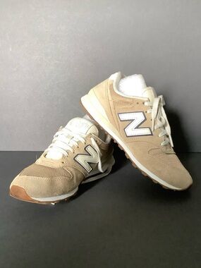 New Balance Women’s Tan Suede Sneakers with White Logo US: 6.5